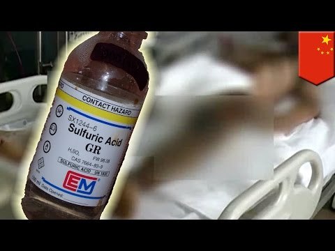 Enojada mujer en China vierte acido sulfúrico en la boca de su marido mientras dormía