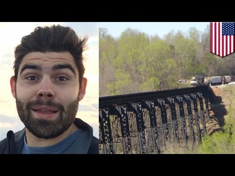 Hombre muere arrollado por un tren mientras que su amiga salta al vacío para evitar la misma suerte