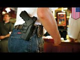 Hombre robado a mano armada mientras lucia en publico su nueva arma de fuego