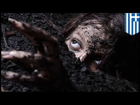 Mujer griega es enterrada viva pero muere asfixiada cuando sepultureros intentaban rescatarla