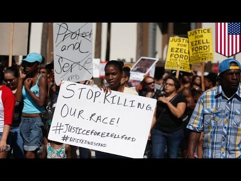 Testigos afirman que agentes de policía de Los Ángeles dispararon a hombre desarmado por la espalda