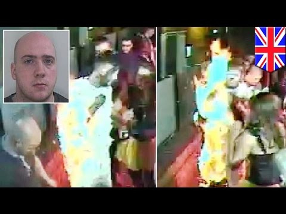 Guardia de seguridad le prende fuego a estudiante que usaba un disfraz de oveja en un club nocturno