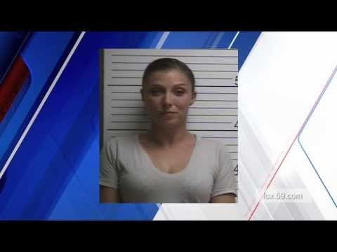 Maestra arrestada luego de tener relaciones sexuales con un estudiante de 15 años