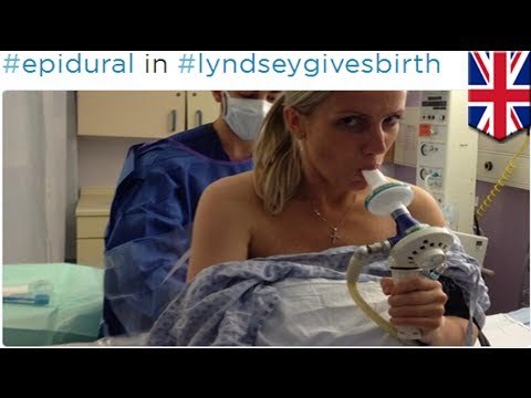 Mujer británica narra en vivo usando Twitter el nacimiento de su hija