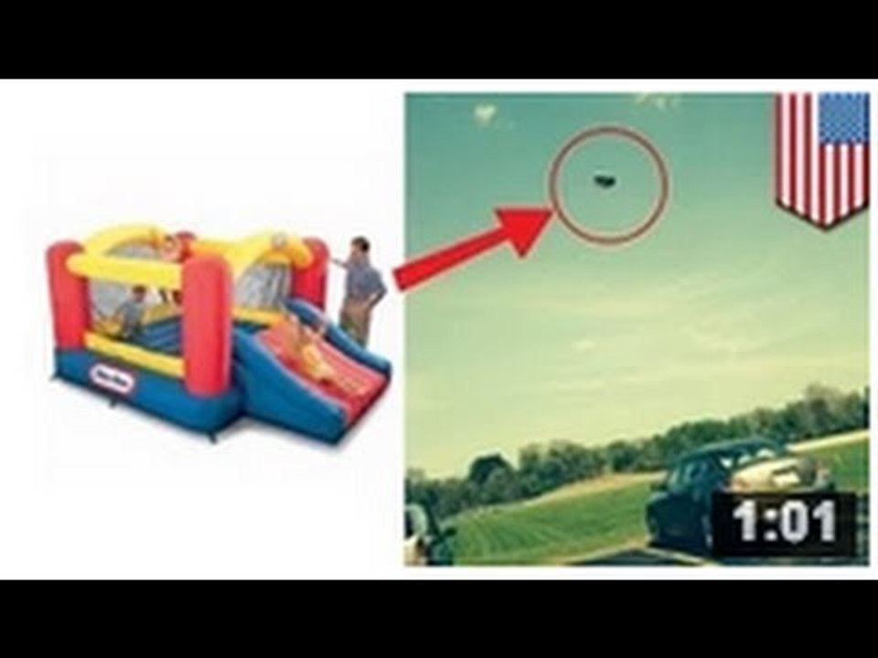 Un château gonflable s'envole avec trois enfant...