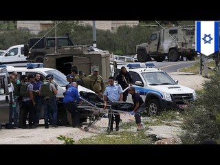 Download Video: Palestinian stabs two Israeli soldiers in the West Bank before one shoots him dead