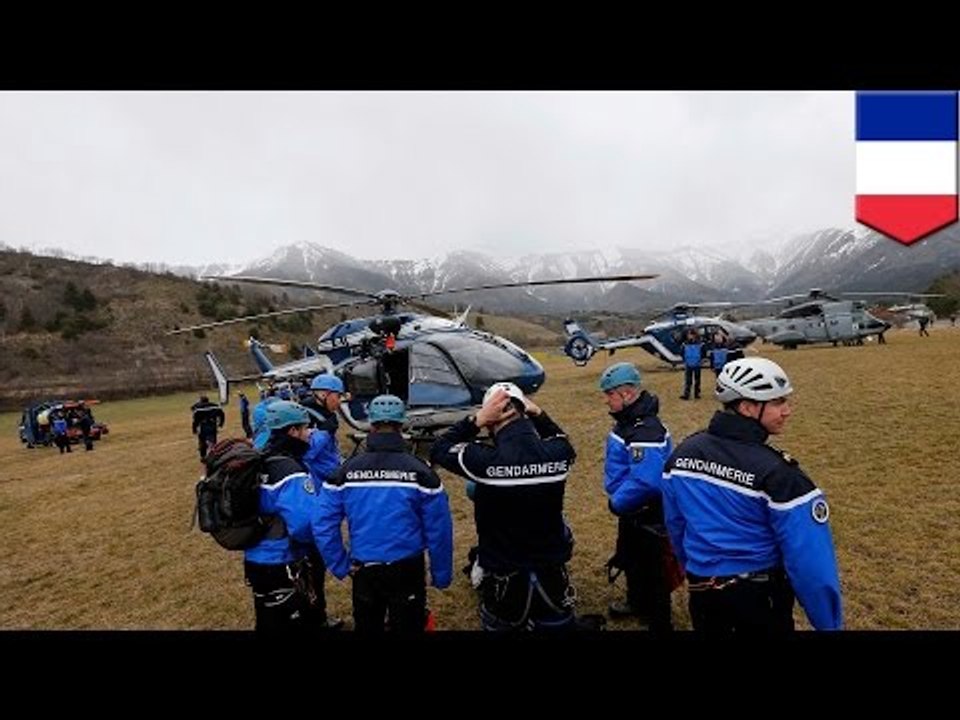 France plane crash: Germanwings  Flight 9525 descended rapidly before crashing into French Alps