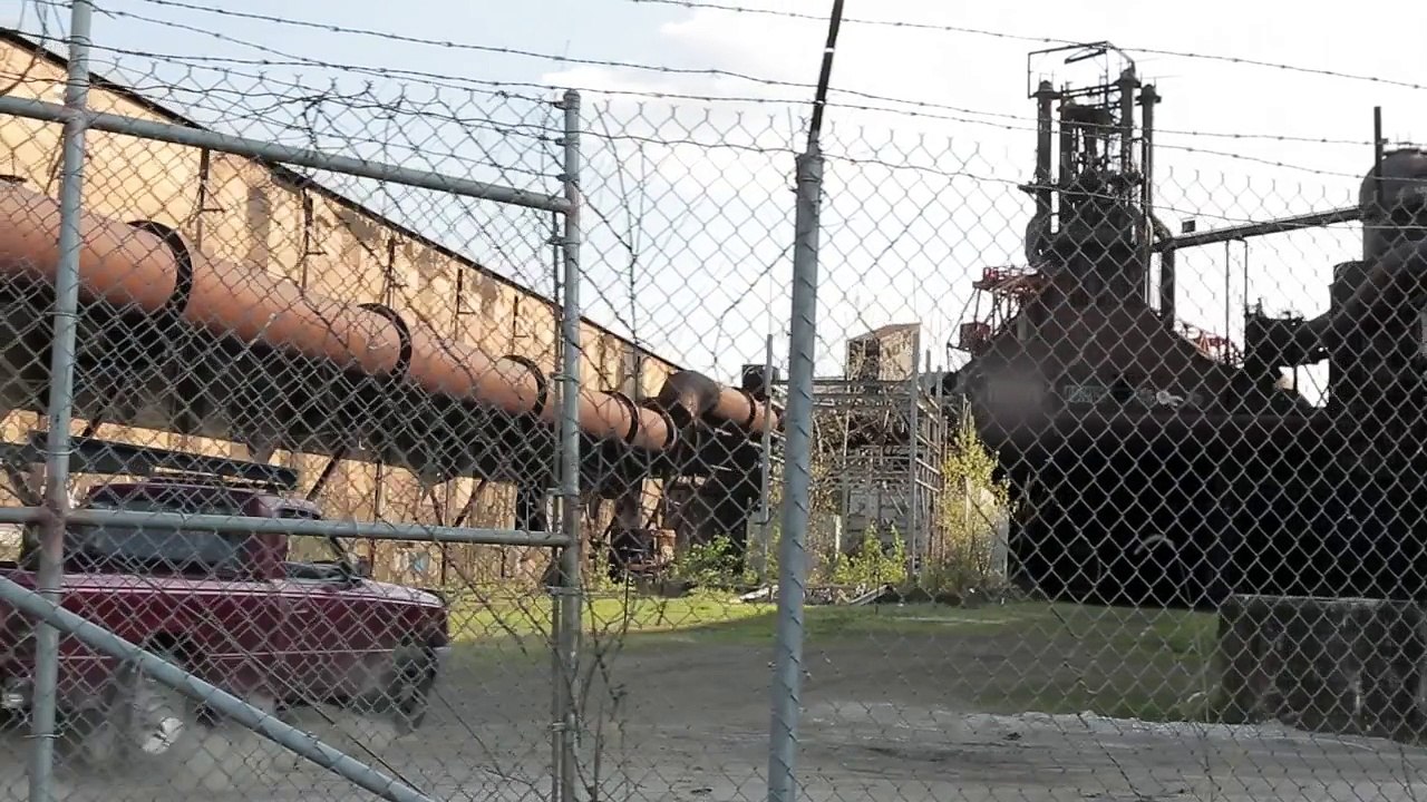 Wiz Khalifa - Work Hard Play Hard [Music Video]