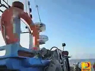 Fishermen capture military jets chasing UFO into Sea in Spain