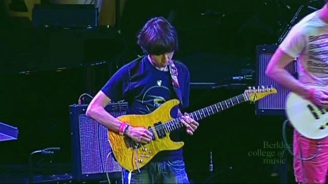 Berklee College Of Music (Live Medley) | Théo Hoarau