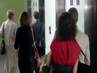 OHAA....Atom Bombası Gibi Kadın....