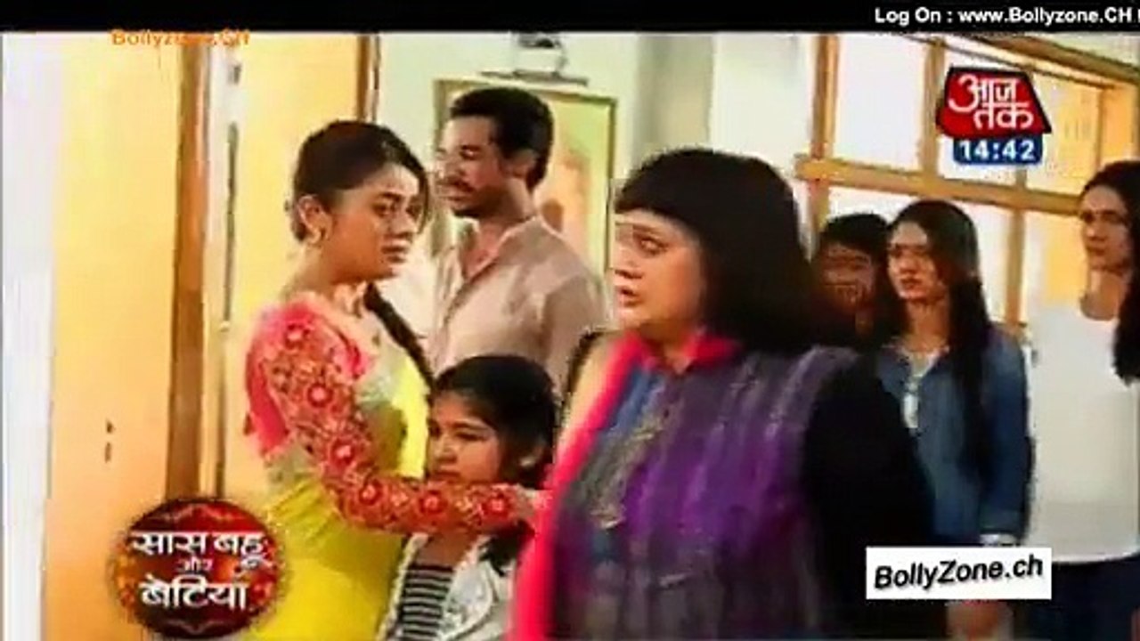 Saath Nibhana Saathiya Full 14th April 2015 - Kinjal Ko Pada Urmi Ka Thappad