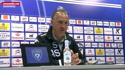 Lyon-SCB : Printant ""la grave erreur serait de faire des calculs"