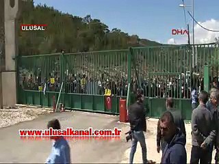 Nükleer temel atma töreninde eylem