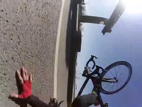 Un cycliste renversé par un camion-citerne