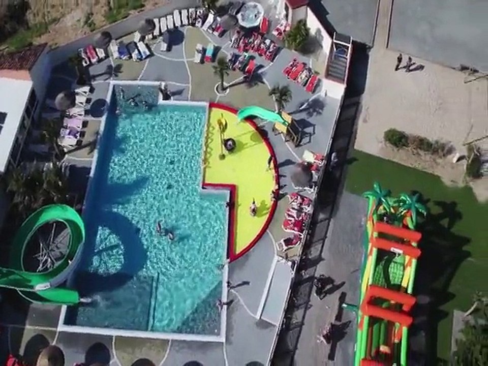 Camping Les Peupliers**** à l'Ile de Ré, à 800 m de la plage