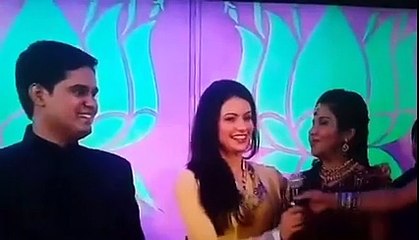 Aamna Shariff at her fan's wedding