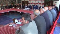 Tokat'ta Belediye Başkanından Muhtarlara Dizüstü Bilgisayar