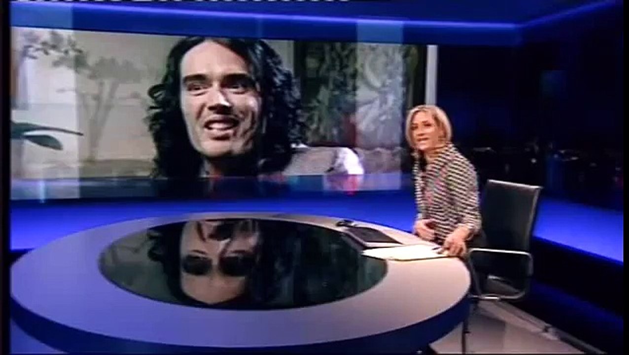 Jeremy Paxman vs Russell Brand