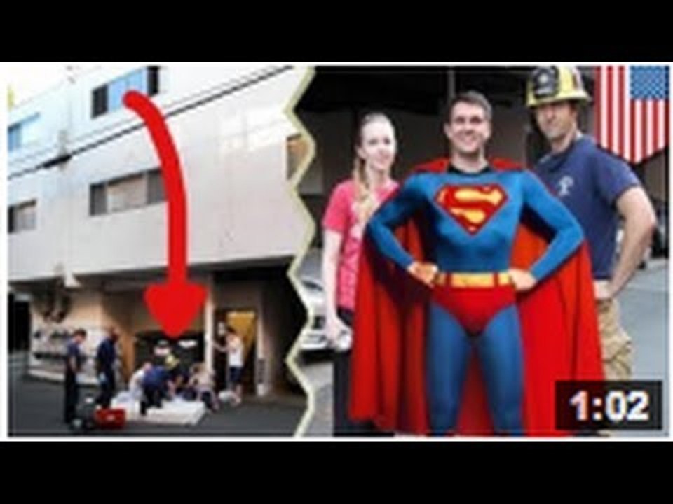 Un enfant chute du troisième étage pour être rattrapé dans les bras d'un passant