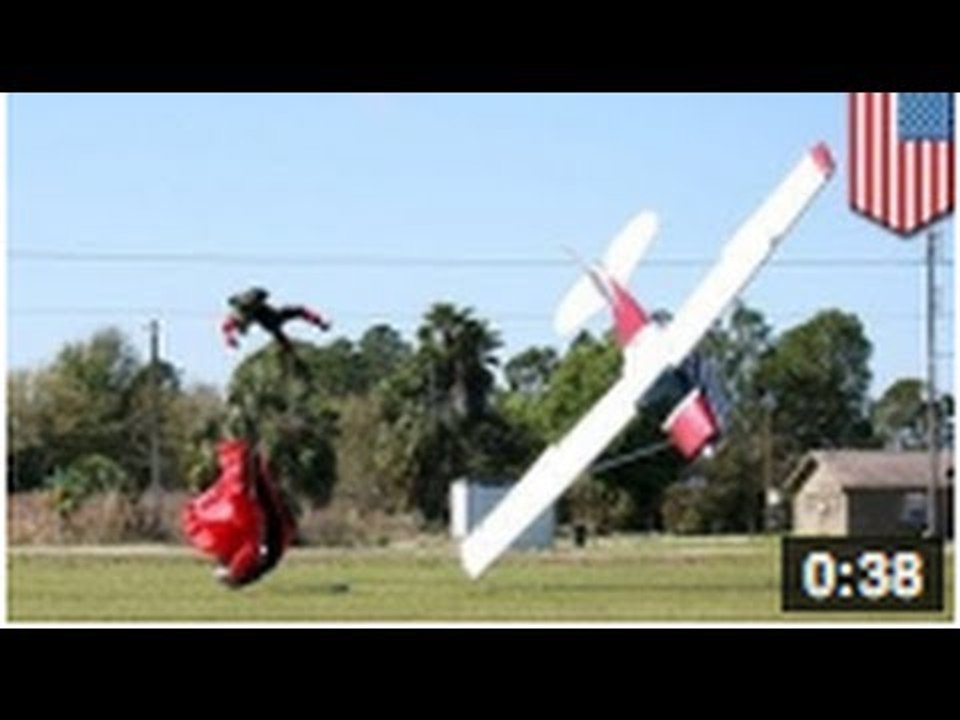 Un avion se prend un parachute et  Vice Versa
