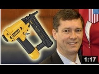 Un homme d'affaires se suicide avec un pistolet à clous part II