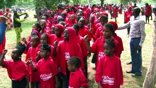 Sequestro de meninas pelo Boko Haram faz um ano