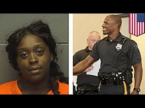 Policjant oferuje seks w zamian za wolność