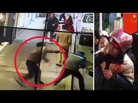 Chiny: mężczyzna atakuje przypadkowych ludzi nożem, 9 osób rannych