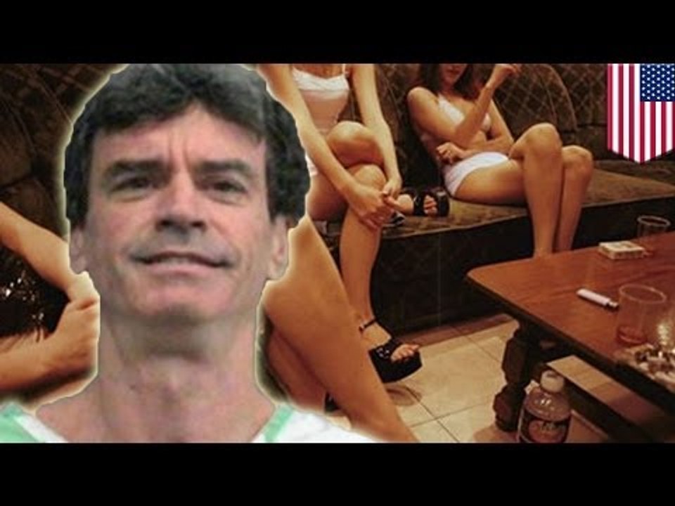 Accountant sa Florida, ginawang sex slaves ang mga prostitutes sa kanyang bahay!