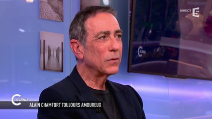 L'interview d'Alain Chamfort - C à vous - 14/04/2015