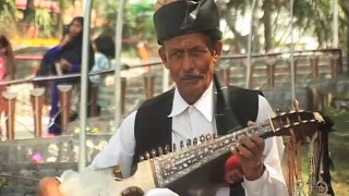 Dunya News- Musical instrument Rabab produced from Mulberry's tree.
