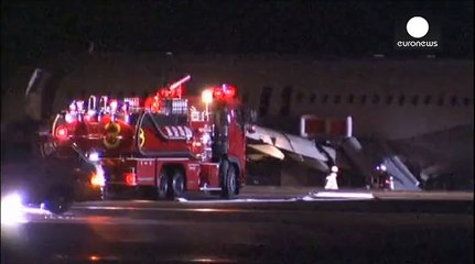 Veinte heridos leves al salirse un avión de la pista en Hiroshima