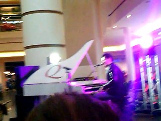 1 - Vipers - Tributo Queen - Centro Commerciale Il Globo - Busnago - 12.4.15.