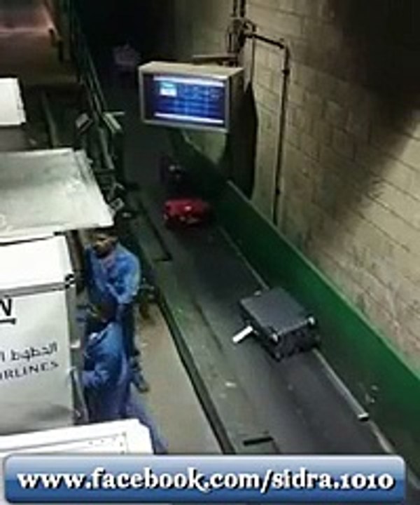 That is how Airport Management Throw your Luggage and damage Goods -