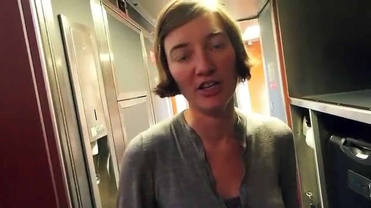 Amtrak Sleeper Car / Roomette: Coast Starlight - PathLessPedaled.com
