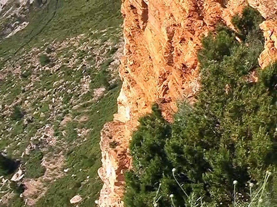 Cassis, escalade au Cap Canaille, dernière longueur d' Ouvreur de Bouse.