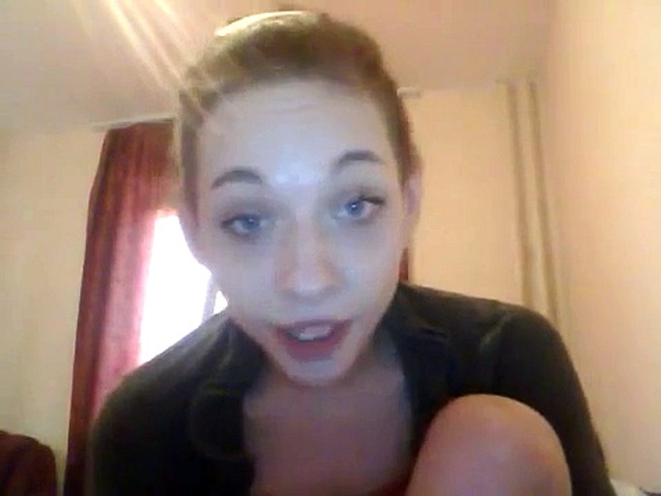 Обращение русской быдло-бабы из России к украинцам(много мата)