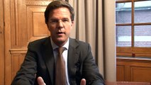 MP Rutte beantwoordt vragen van twitteraars