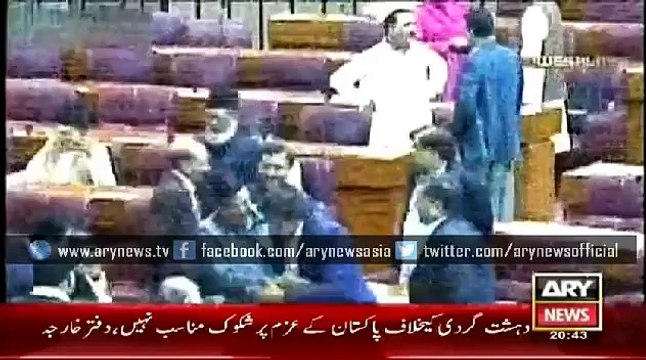 ARY News Headlines 14 April 2015_ Latest News Updates_ Dr Tahir ul Qadri Blasted