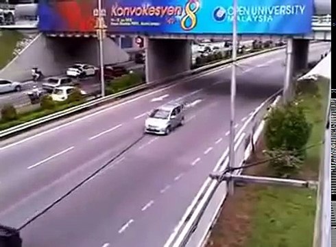 Polisle Dalga Geçen Driftçi -)