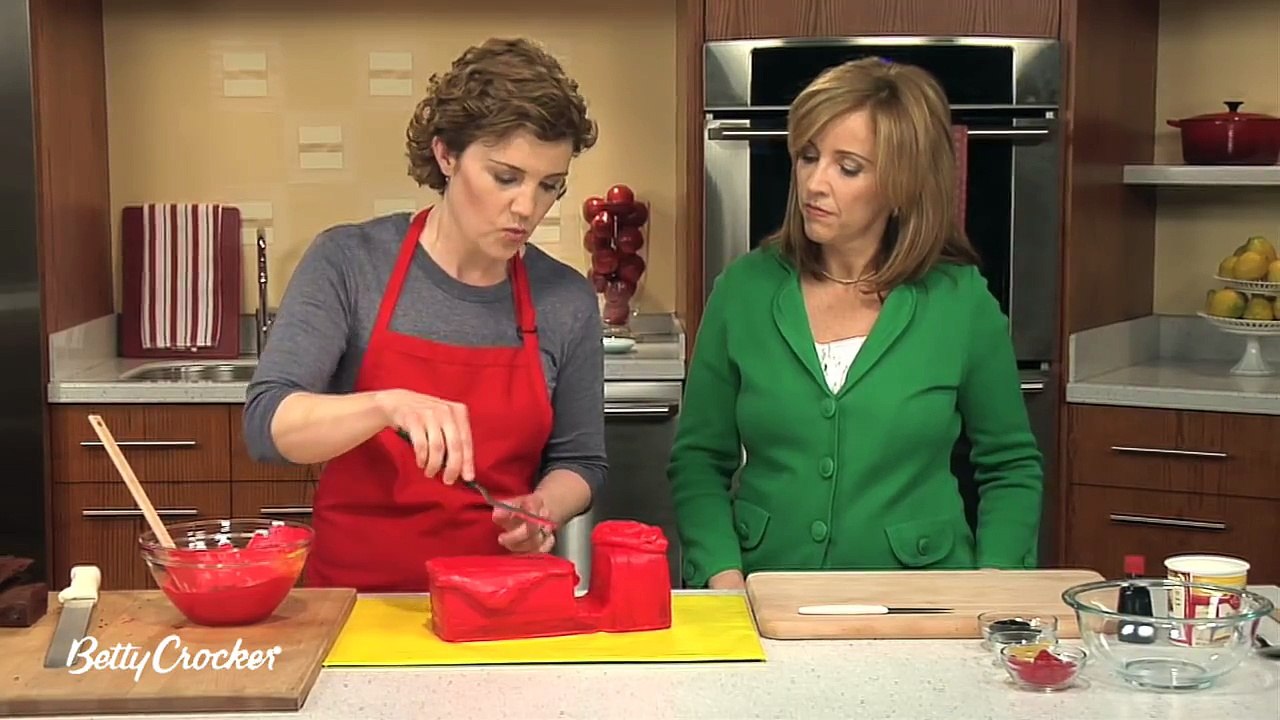 How To Make a Fire Truck Birthday Cake with Bet...