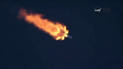 Tracking Camera from Liftoff to Boost Back Burn of Falcon 9 on CRS-6 Mission