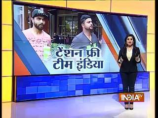 Cricket World Cup 2015_ Raina and Jadeja Strolling at Melbourne's Roads - India TV - YouTube
