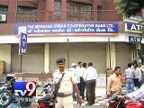 Thieves steal Rs. 9.4 lakh from ATM in Surat - Tv9 Gujarati