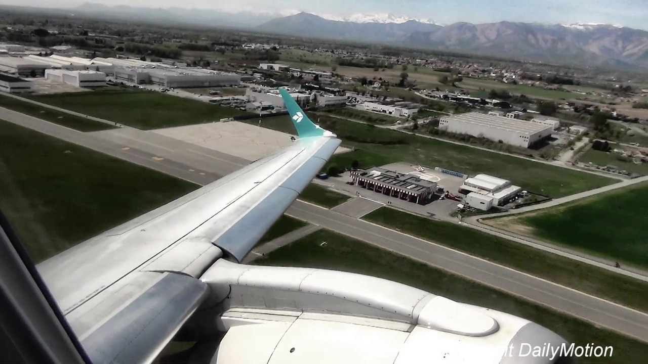 Embraer ERJ-195 Air Dolomiti Lufthansa. Takeoff from Turin Caselle Airport. Flight LH1903. Reg: I-ADJL