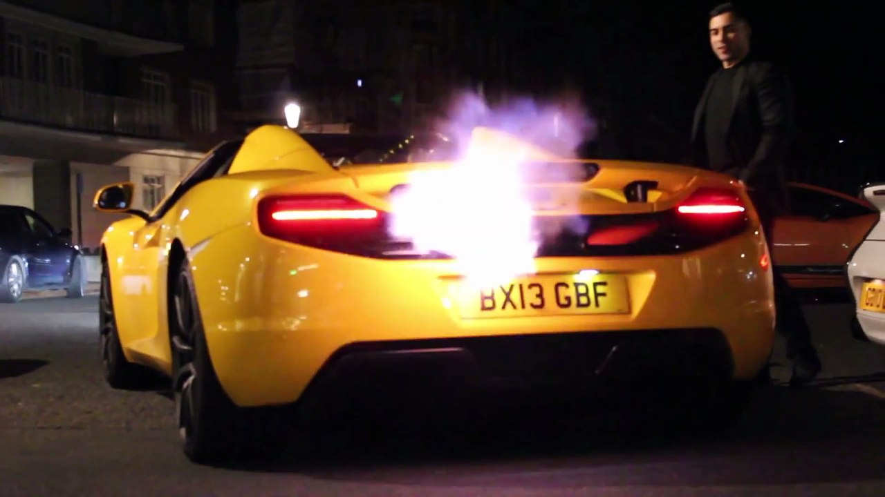 Mclaren 12C EXTREME Flamethrower! INSANE sounds and Loads of Flames!
