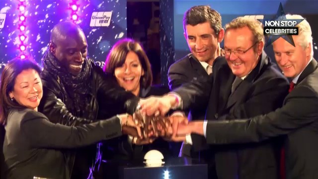 Omar Sy lance le coup d'envoi des illuminations de Noël sur les Champs Elysées