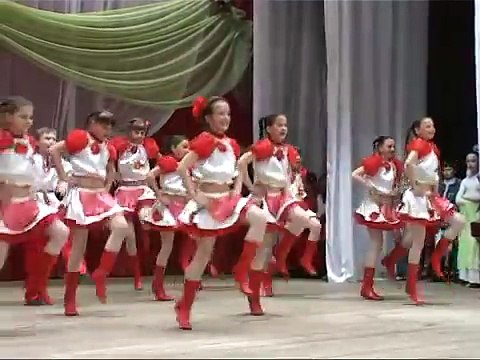 Танцевальный коллектив Топ- данс