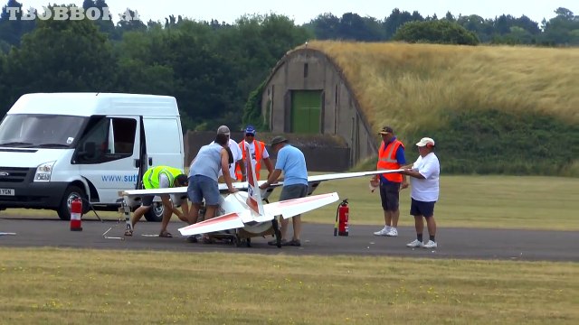 4 X RC PLANE CRASHS AT THE LMA RC MODEL AIRCRAFT SHOW AT RAF COSFORD - 2013
